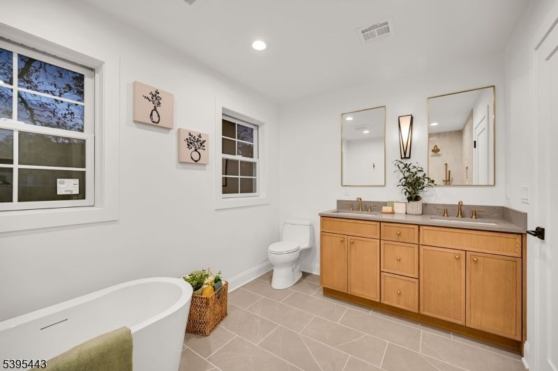 Bathroom, Dual Sink Vanities, Free Standing Baths, Interior, Recessed Lighting