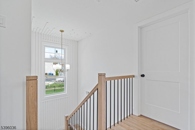 Interior, Pendant Lights, Wood Texture Flooring