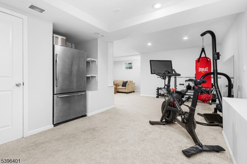 Fitness Equipment, Interior, Recessed Lighting