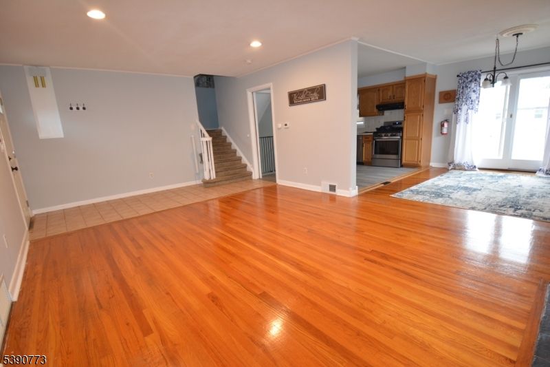 Empty room, Interior, Kitchen, Recessed Lighting, Wood Texture Flooring