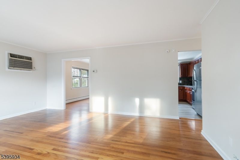 Empty room, Interior, Kitchen, Wood Texture Flooring