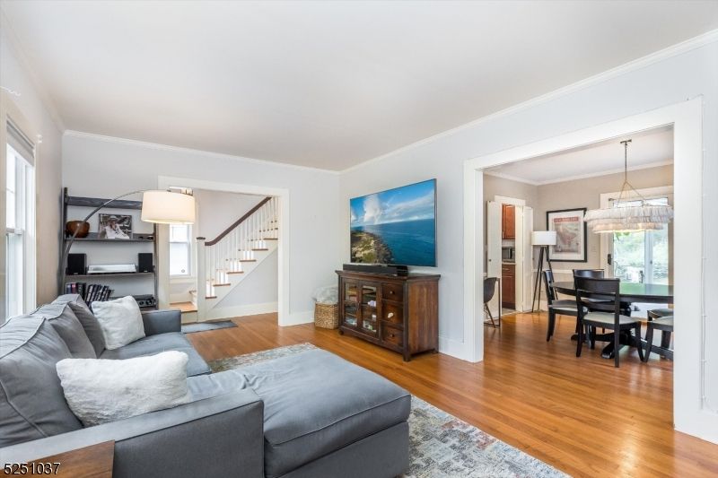 Chandelier, Dining room, Interior, Living room, Wood Texture Flooring