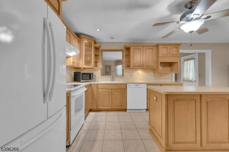 Interior, Kitchen, Recessed Lighting