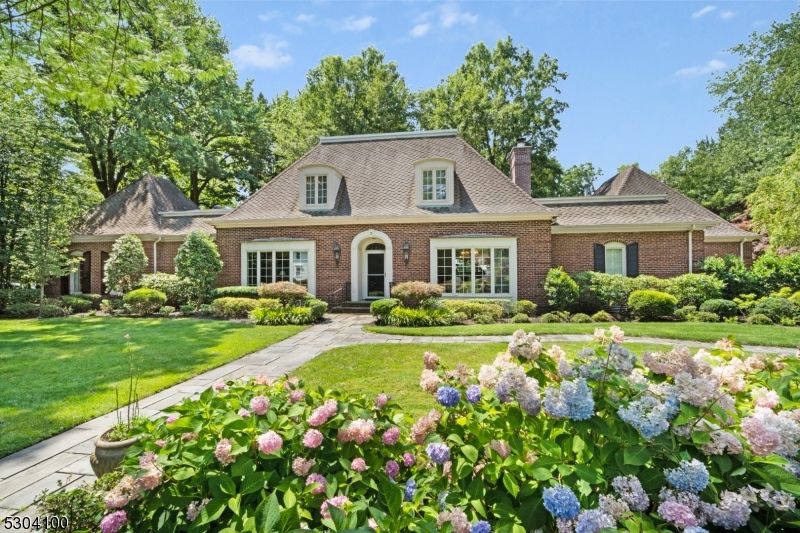 Exterior, Facade, Brick Facade, French Provincial