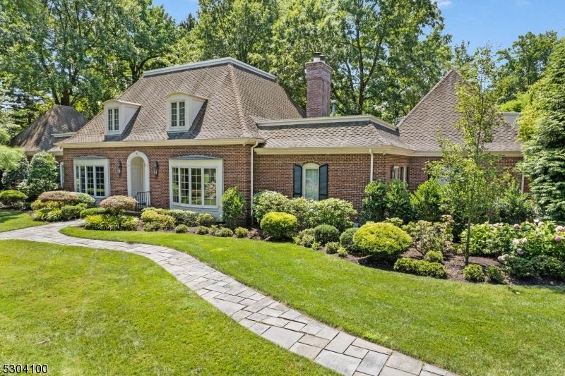 Exterior, Facade, Brick Facade, French Provincial