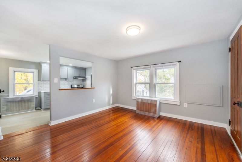 Empty room, Interior, Kitchen, Wood Texture Flooring