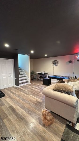 Interior, Recessed Lighting, Wood Texture Flooring