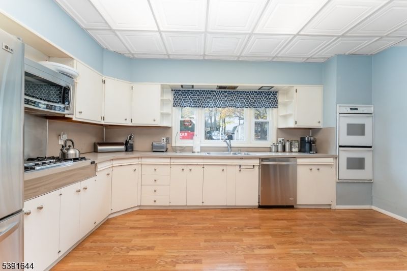 DE Listing image placeholder