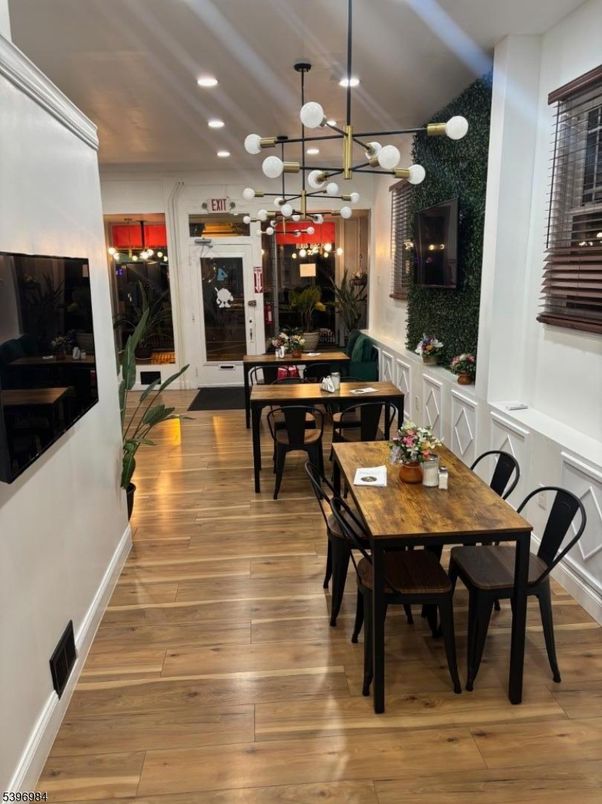 Dining room, Interior, Pendant Lights, Recessed Lighting, Wood Texture Flooring