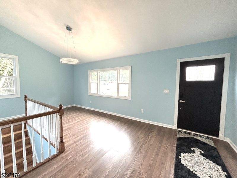 Empty room, Interior, Pendant Lights, Wood Texture Flooring