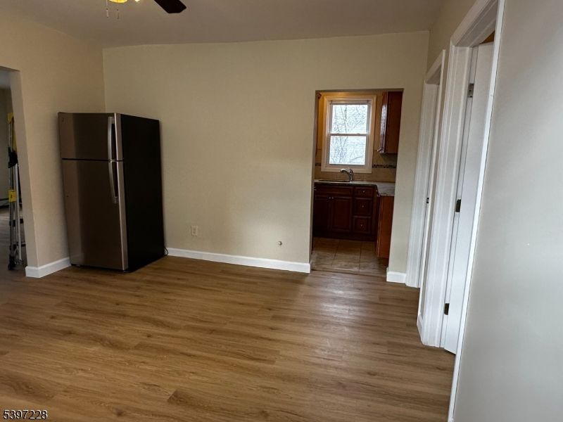 Empty room, Interior, Kitchen, Wood Texture Flooring