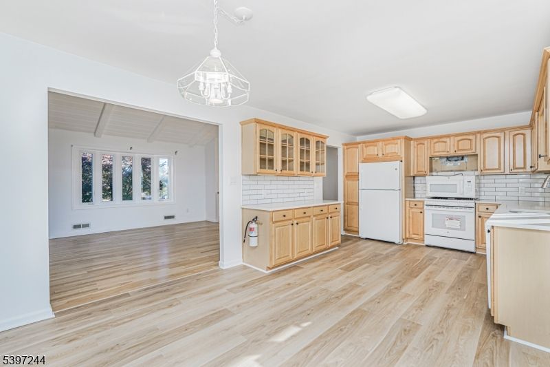 Interior, Kitchen, Pendant Lights, Wood Texture Flooring
