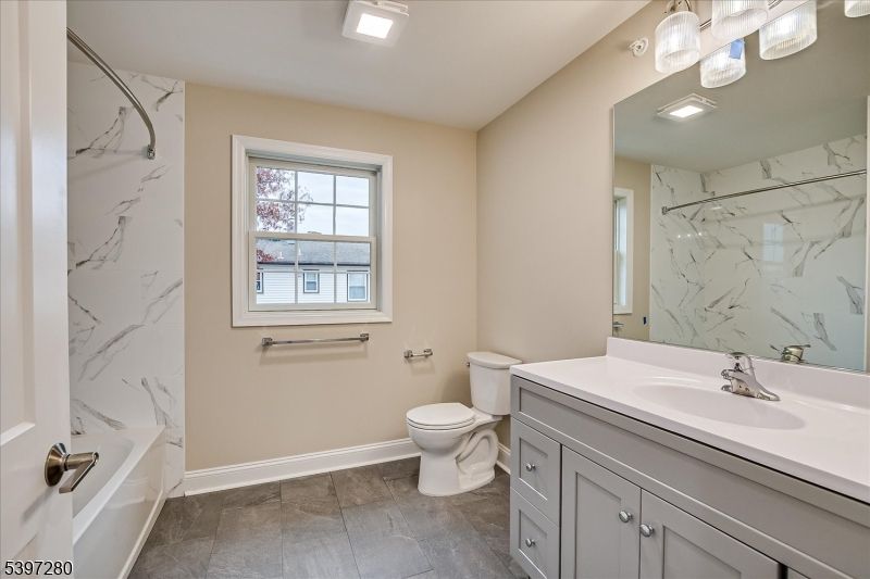 Bathroom, Interior, Marble Walls