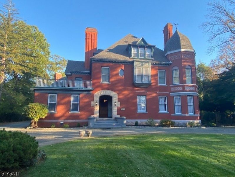 Backyard, Exterior, Facade, Brick Facade, Queen Anne Victorian