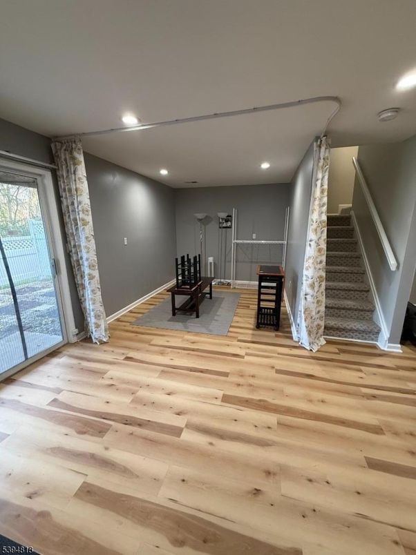 Fitness Equipment, Interior, Recessed Lighting, Wood Texture Flooring