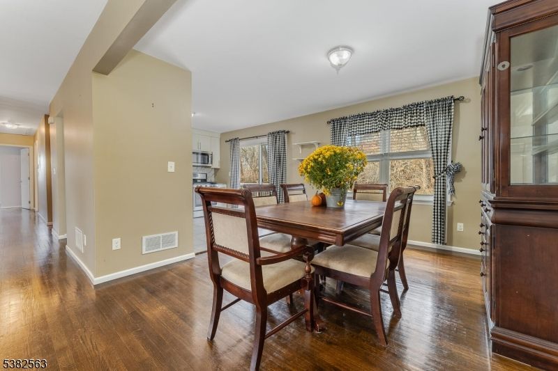 Dining room, Interior, Wood Texture Flooring