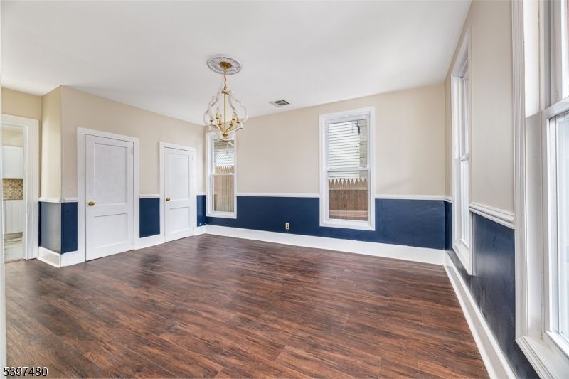 Chandelier, Empty room, Interior, Wood Texture Flooring