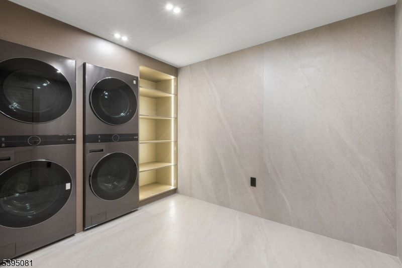 Interior, Recessed Lighting, Washer