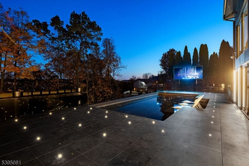 Billiard Table, Exterior, Pool