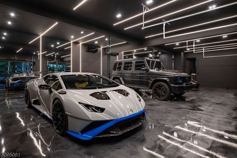 Garage, Interior, Recessed Lighting