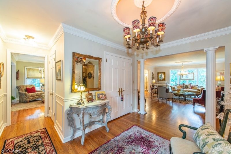 Chandelier, Dining room, Interior, Living room, Wood Texture Flooring