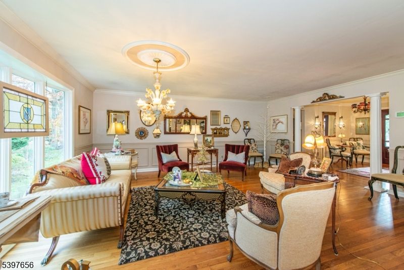 Chandelier, Dining room, Interior, Living room, Wood Texture Flooring