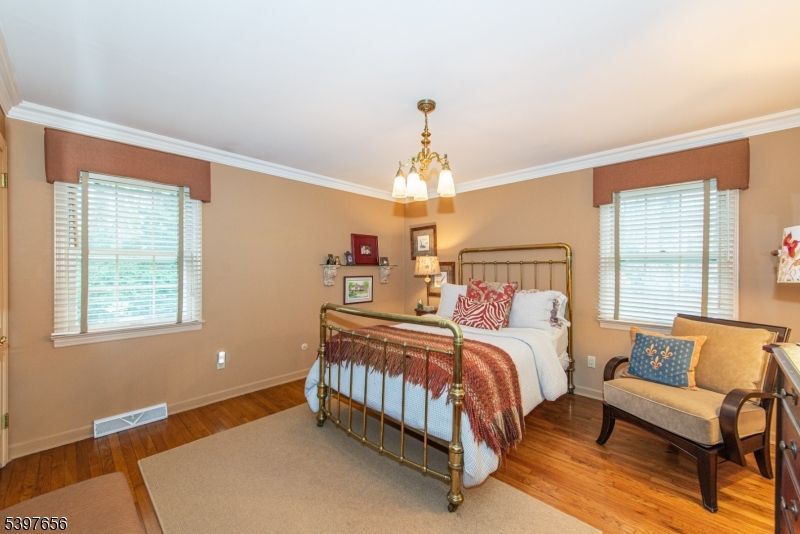 Bedroom, Interior, Pendant Lights, Wood Texture Flooring
