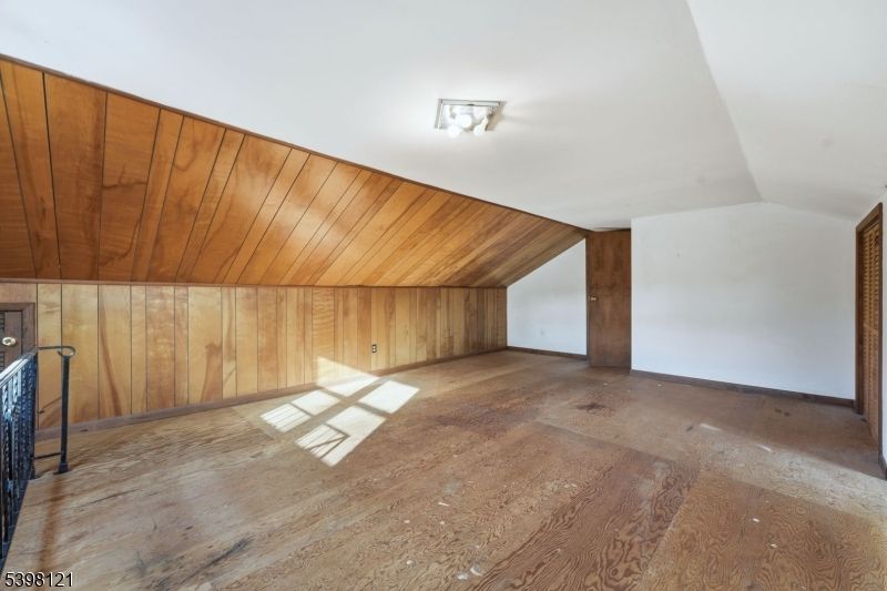 Empty room, Interior, Wooden Ceilings, Wood Texture Flooring, Wooden Walls