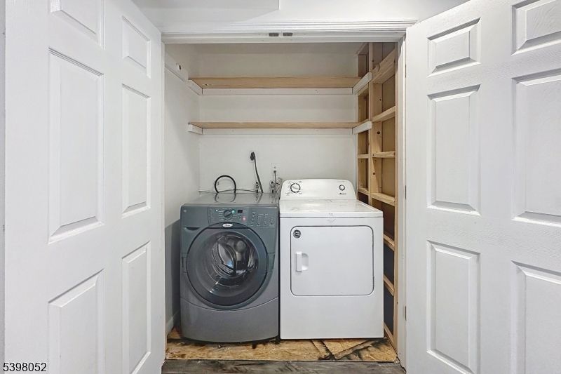 Interior, Utility Closets, Washer