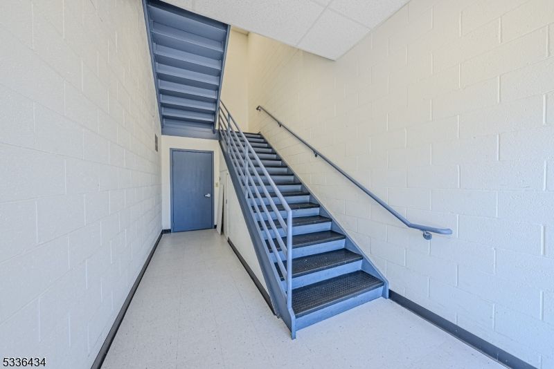 DE Listing image placeholder