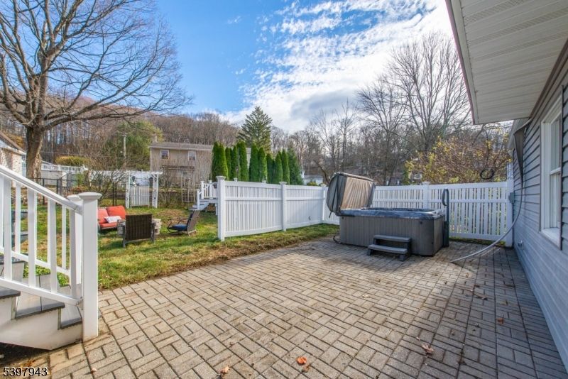 Backyard, Exterior, Hot Tub