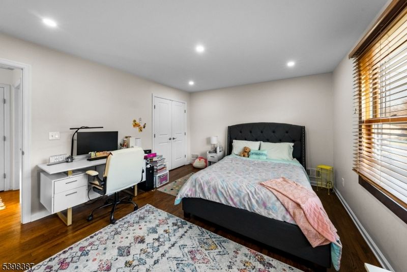 Bedroom, Home Office, Interior, Recessed Lighting, Wood Texture Flooring