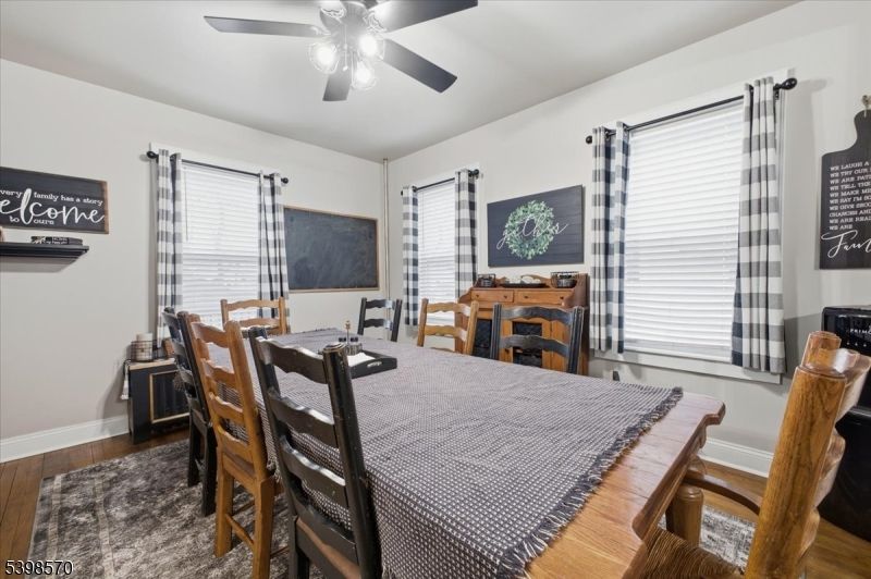 Dining room, Interior, Wood Texture Flooring