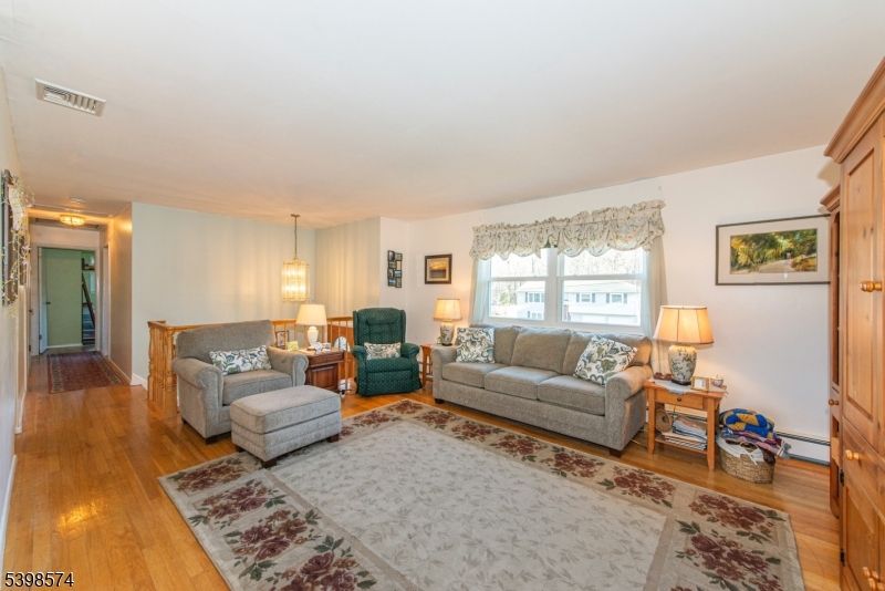 Interior, Living room, Pendant Lights, Wood Texture Flooring