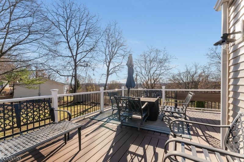 Exterior, Wood Texture Flooring