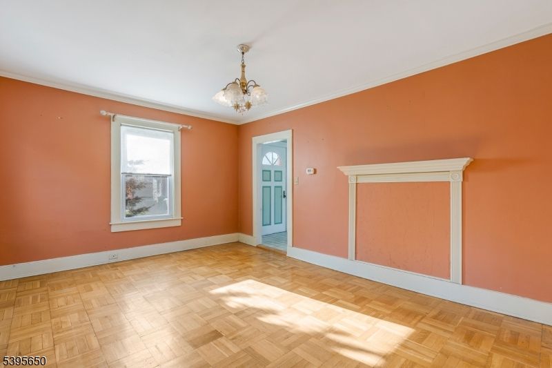 Chandelier, Empty room, Interior, Wood Texture Flooring
