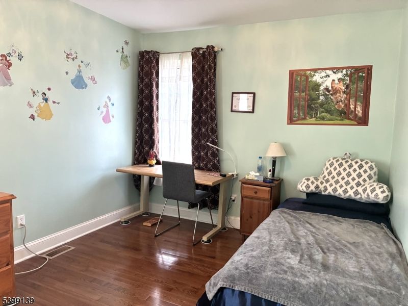 Bedroom, Home Office, Interior, Wood Texture Flooring