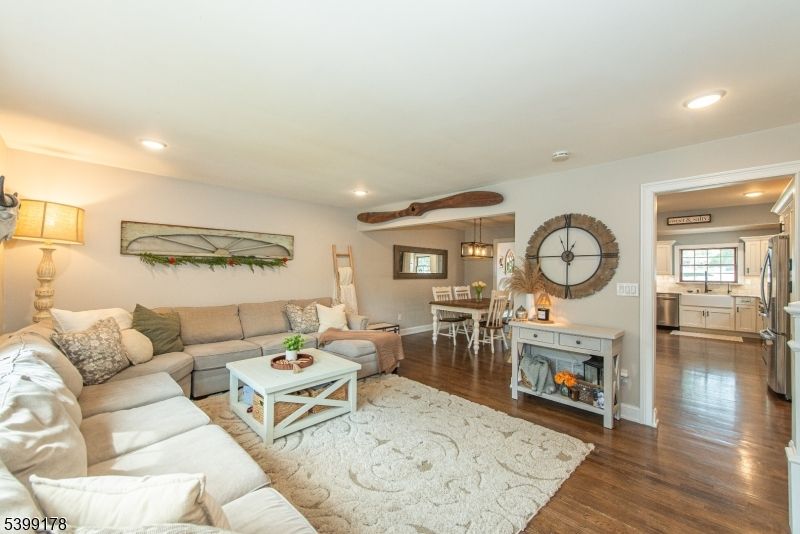 Dining room, Interior, Kitchen, Living room, Pendant Lights, Recessed Lighting, Wood Texture Flooring