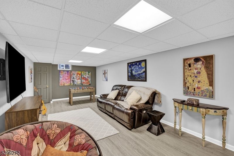 Game Room, Interior, Living room, Recessed Lighting, Wood Texture Flooring