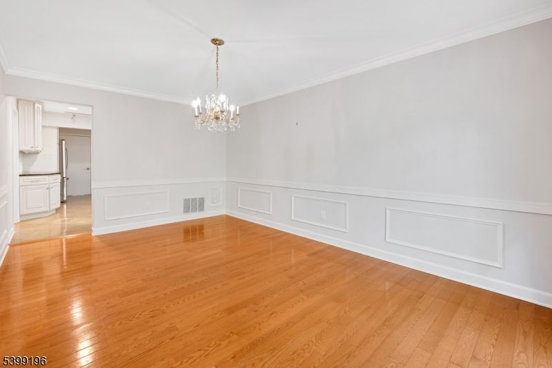 Chandelier, Empty room, Interior, Wood Texture Flooring