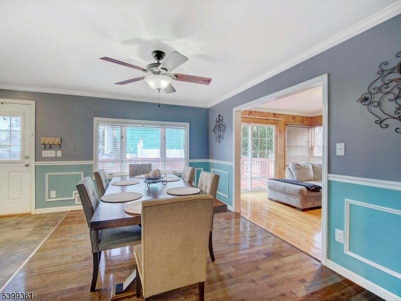 Dining room, Interior, Wood Texture Flooring