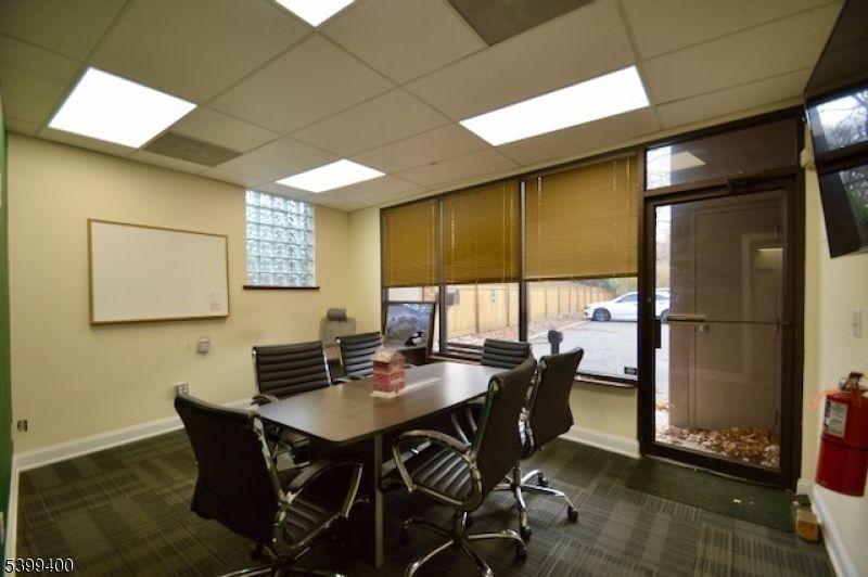 Dining room, Interior, Recessed Lighting