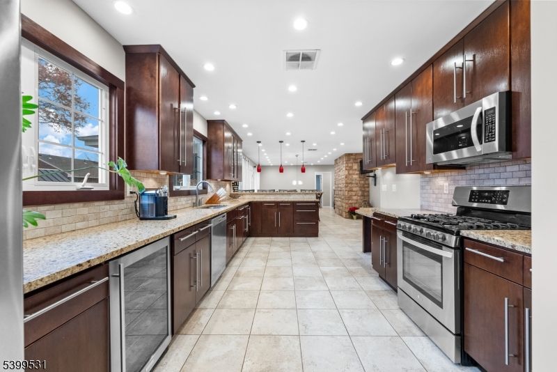 Interior, Kitchen, Pendant Lights, Recessed Lighting, Stainless Steel Appliances