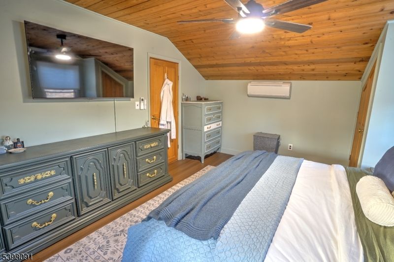 Bedroom, Interior, Wooden Ceilings, Wood Texture Flooring