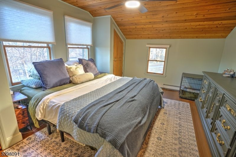 Bedroom, Interior, Recessed Lighting, Wooden Ceilings, Wood Texture Flooring