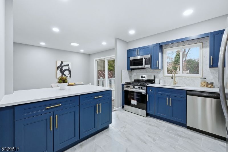 Interior, Kitchen, Marble, Recessed Lighting, Stainless Steel Appliances