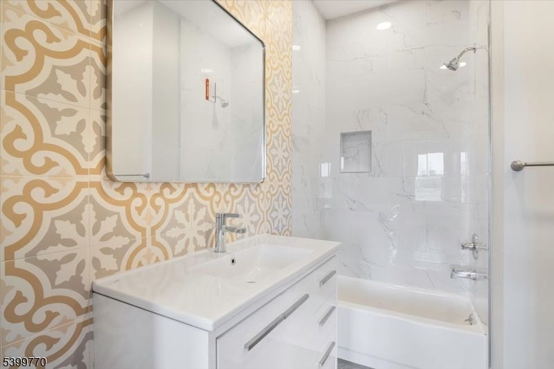 Bathroom, Interior, Marble Walls