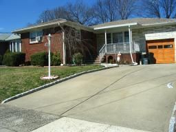 Attached, Exterior, Facade, Brick Facade, Ranch