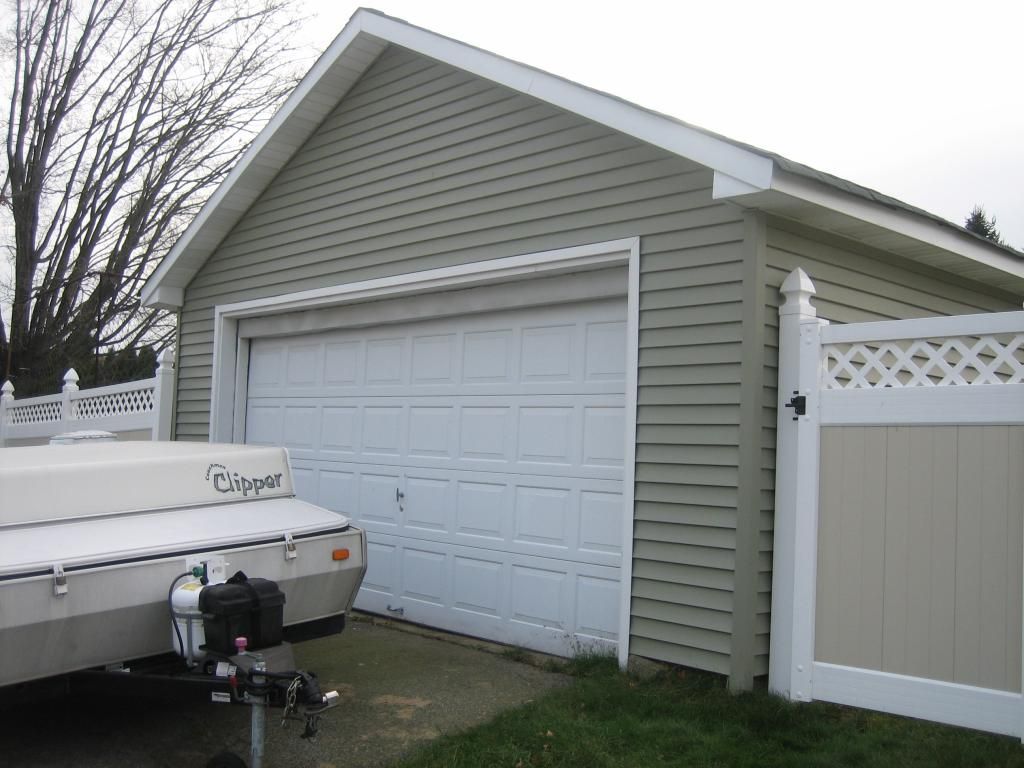 Detached Garage, Exterior