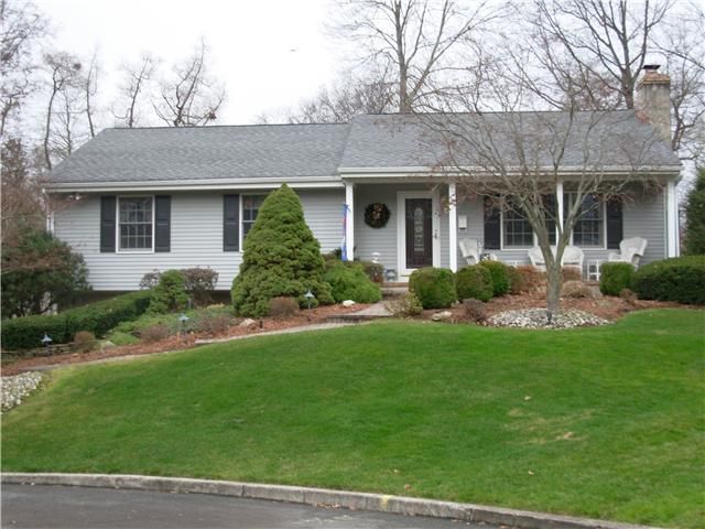 Exterior, Facade, Cape Cod